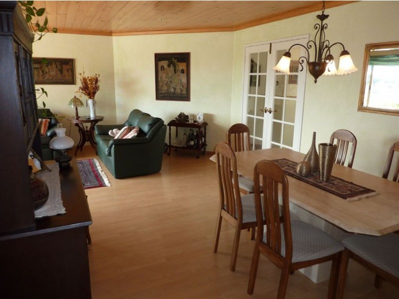 25 Chrisp Place, Yanchep WA 6035