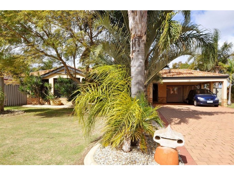 19 Coolamine Close, Carramar WA 6031