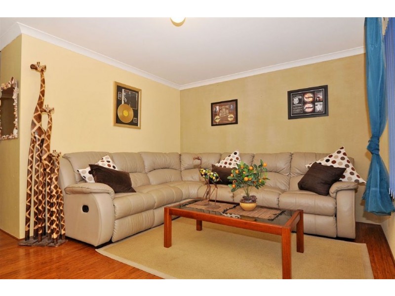 19 Coolamine Close, Carramar WA 6031