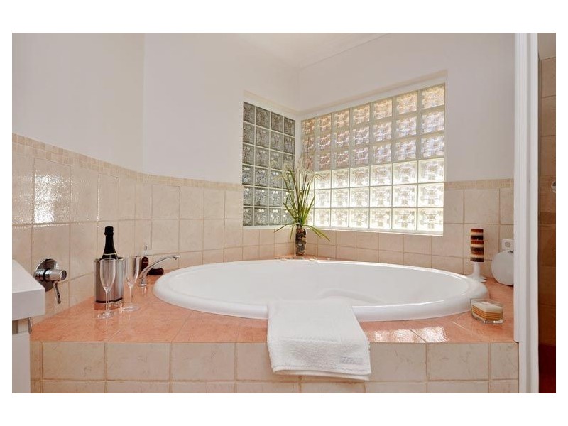 9 Caldera Close, Mindarie WA 6030