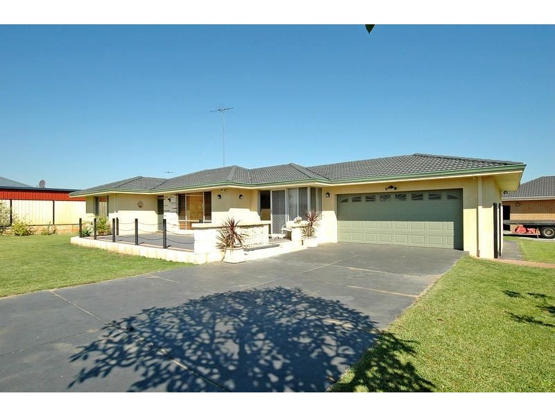 2 Roper Link, Wanneroo WA 6065