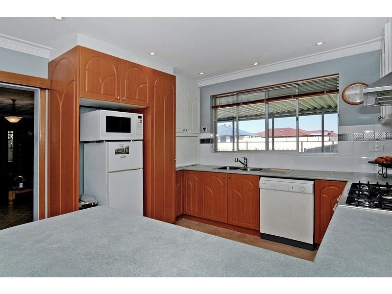 2 Roper Link, Wanneroo WA 6065