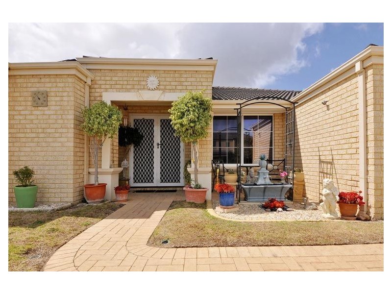 52 Weymouth Blvd, Quinns Rocks WA 6030