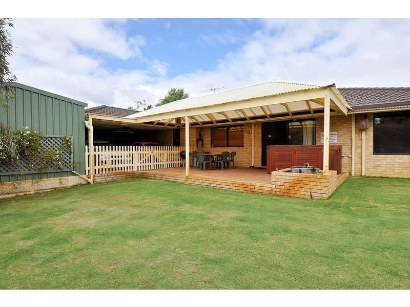 77 Viridian Drive, Banksia Grove WA 6031