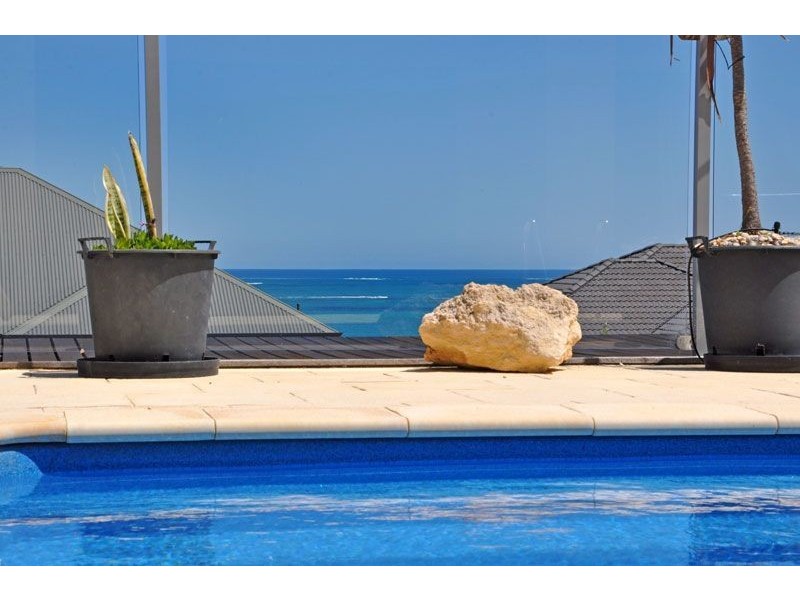 9 Lena Pass, Mindarie WA 6030