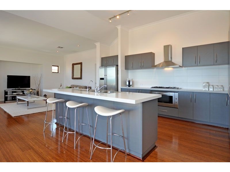 9 Lena Pass, Mindarie WA 6030