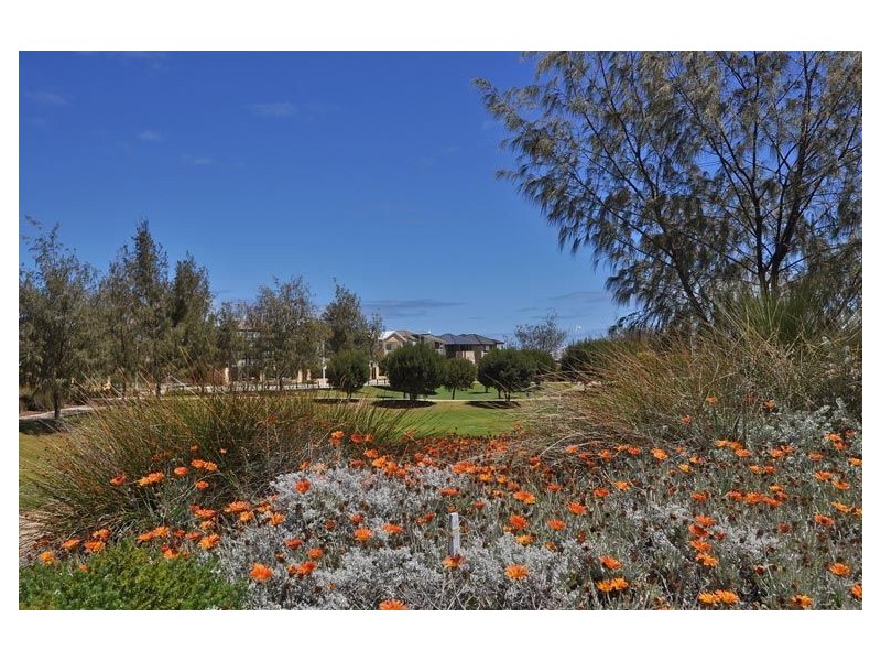 25 Bengello Place, Burns Beach WA 6028