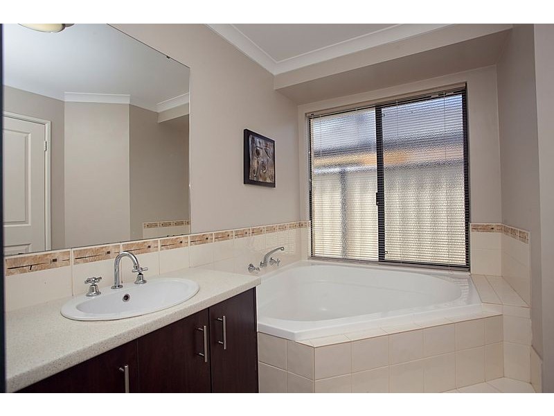 7 Elmhurt Drive, Clarkson WA 6030