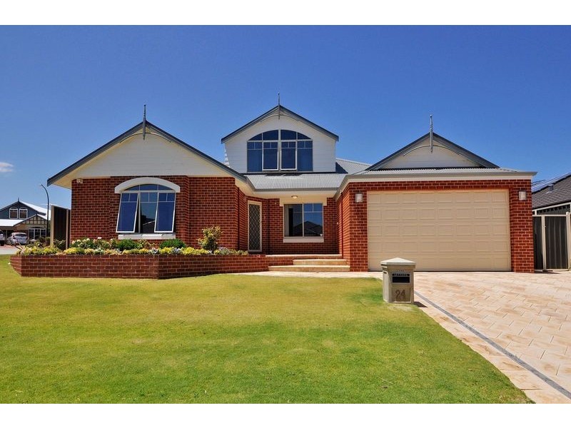 24 Dumaresq Loop, Quinns Rocks WA 6030