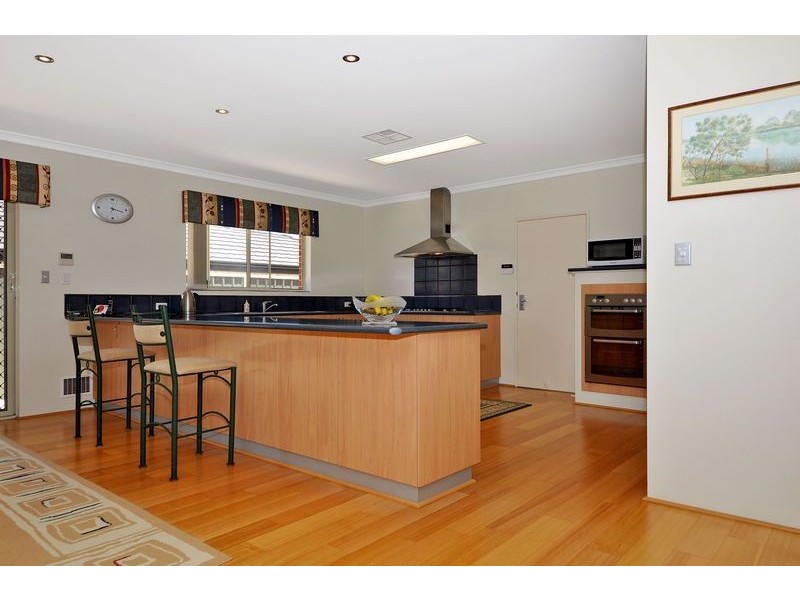 24 Dumaresq Loop, Quinns Rocks WA 6030