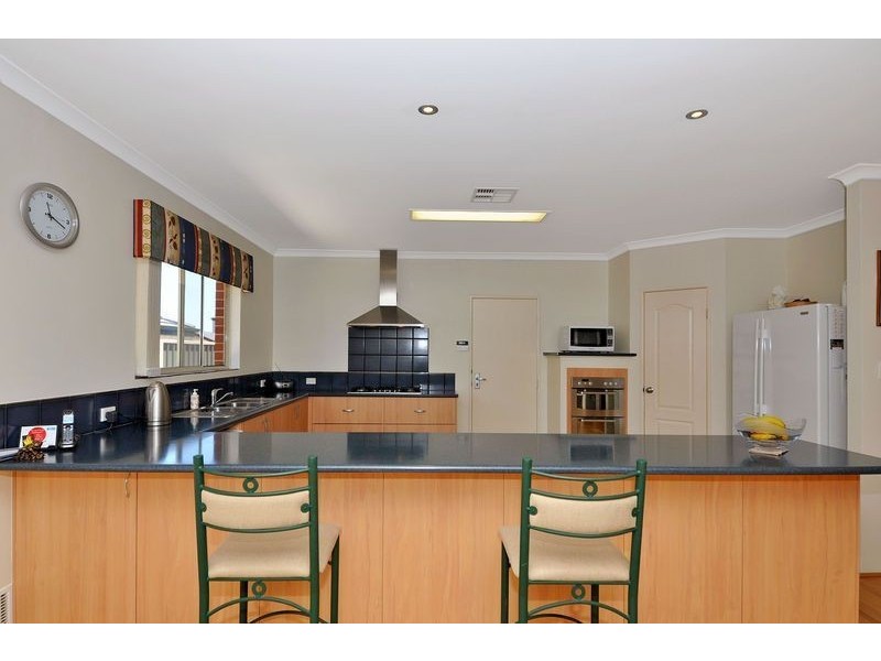 24 Dumaresq Loop, Quinns Rocks WA 6030