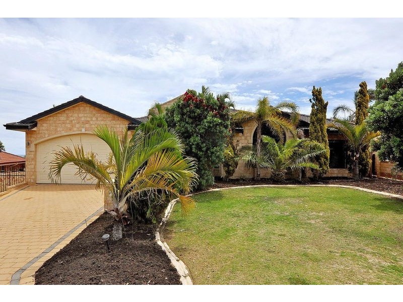 7 Caldera Close, Mindarie WA 6030