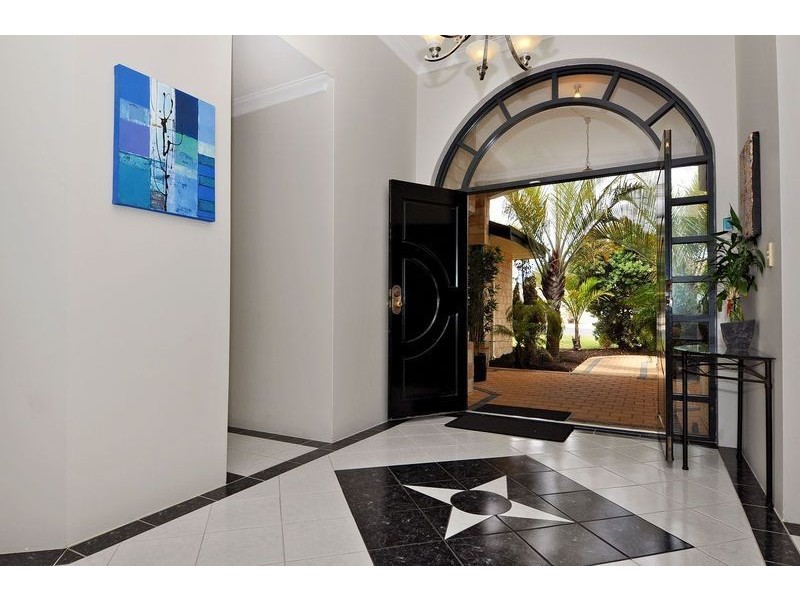 7 Caldera Close, Mindarie WA 6030