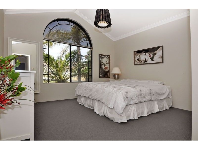 7 Caldera Close, Mindarie WA 6030