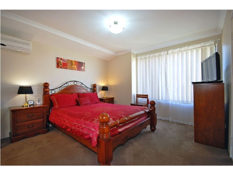 19 Verona Street, Hocking WA 6065