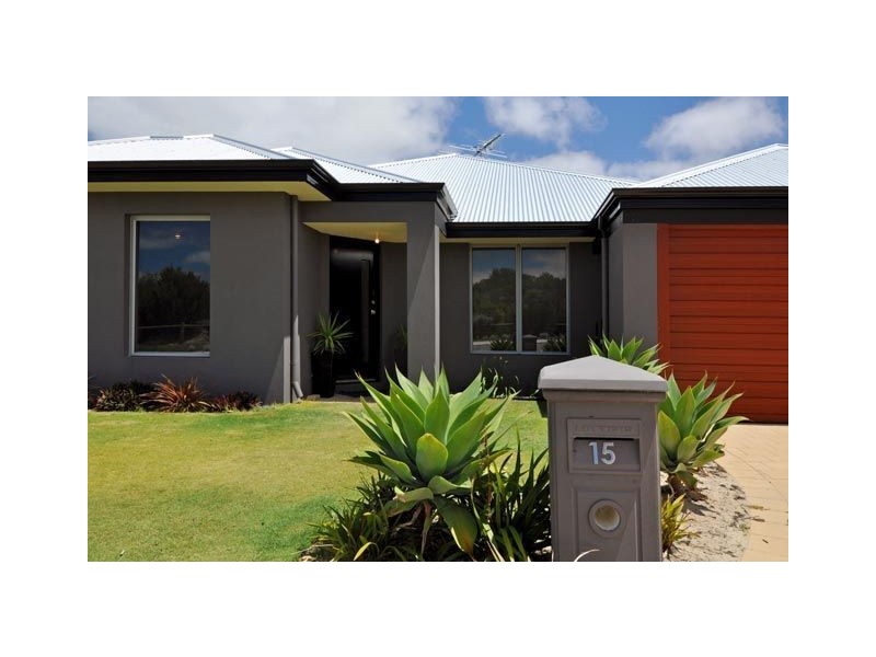 15 Grampians Loop, Yanchep WA 6035