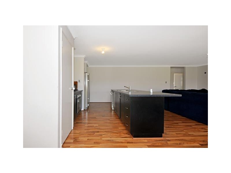 15 Grampians Loop, Yanchep WA 6035