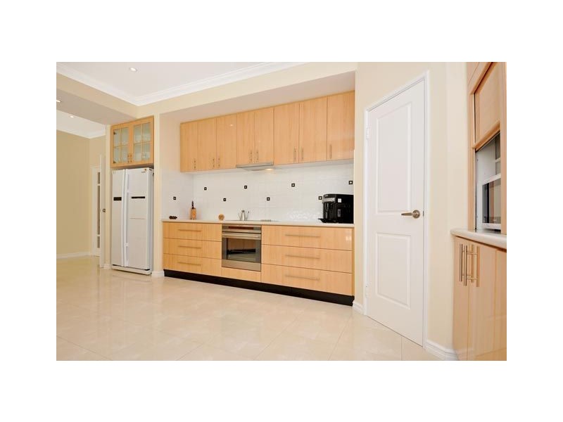 25 Lighthouse Parade, Mindarie WA 6030