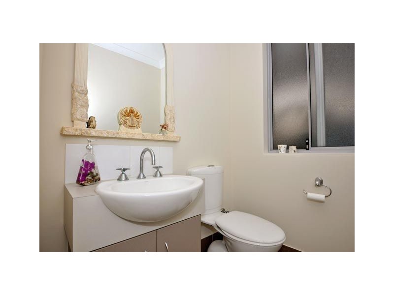 64 Seaside Ave, Yanchep WA 6035