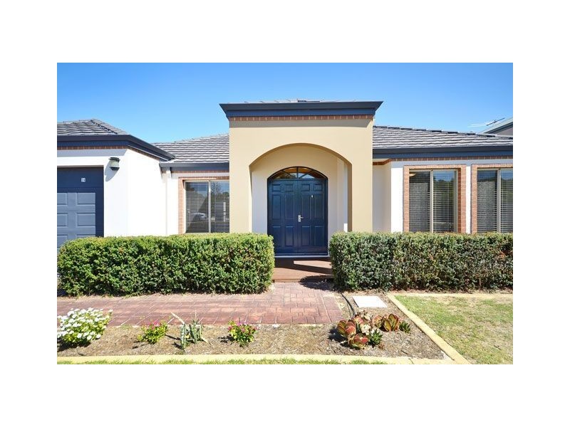 14 Bayfield Crescent, Mindarie WA 6030