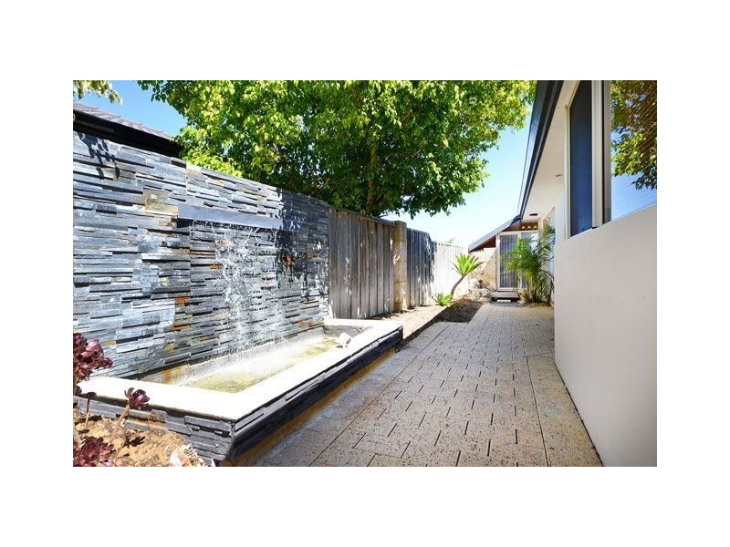 14 Bayfield Crescent, Mindarie WA 6030