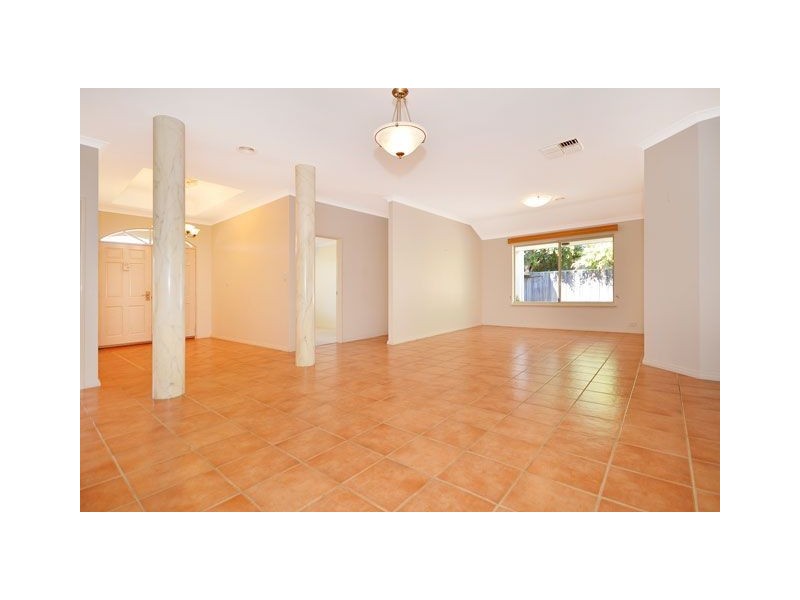 14 Bayfield Crescent, Mindarie WA 6030