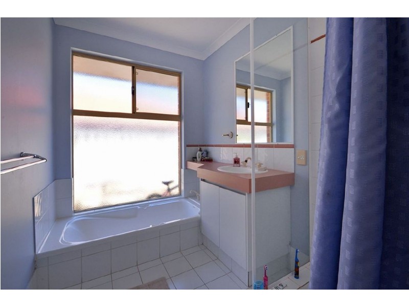 75 Balladong Loop, Carramar WA 6031