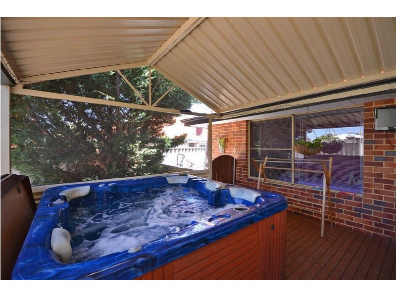 75 Balladong Loop, Carramar WA 6031