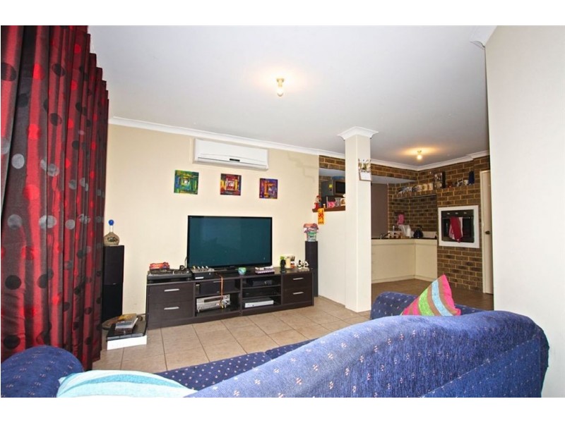 17 Addison Gardens, Merriwa WA 6030