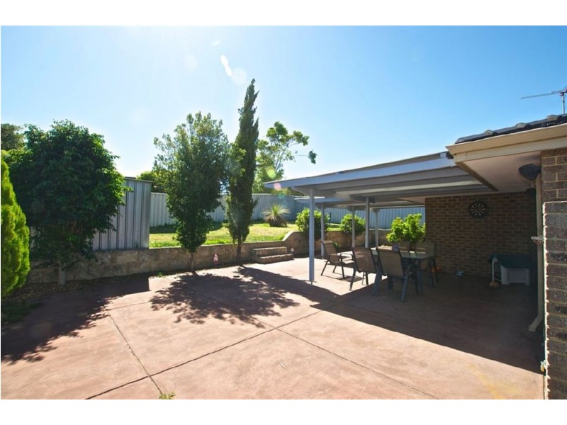 17 Addison Gardens, Merriwa WA 6030