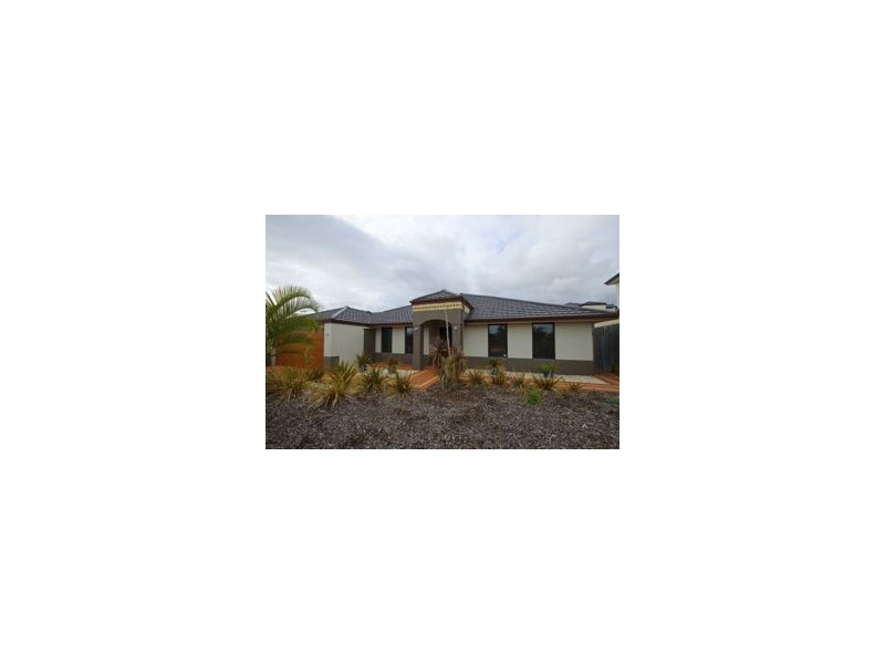 9 Dumaresq Loop, Quinns Rocks WA 6030