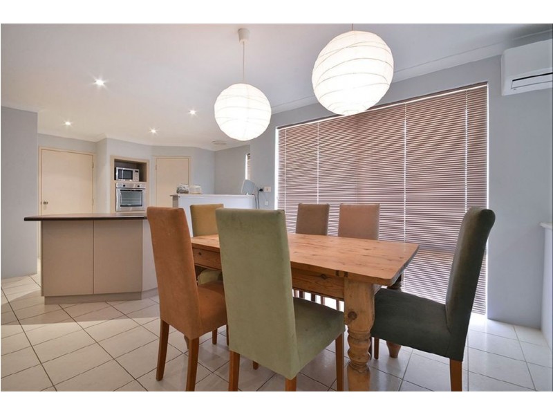 6 Rossiters Cove, Clarkson WA 6030