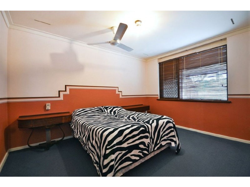 8B Clarkside Court, Wanneroo WA 6065