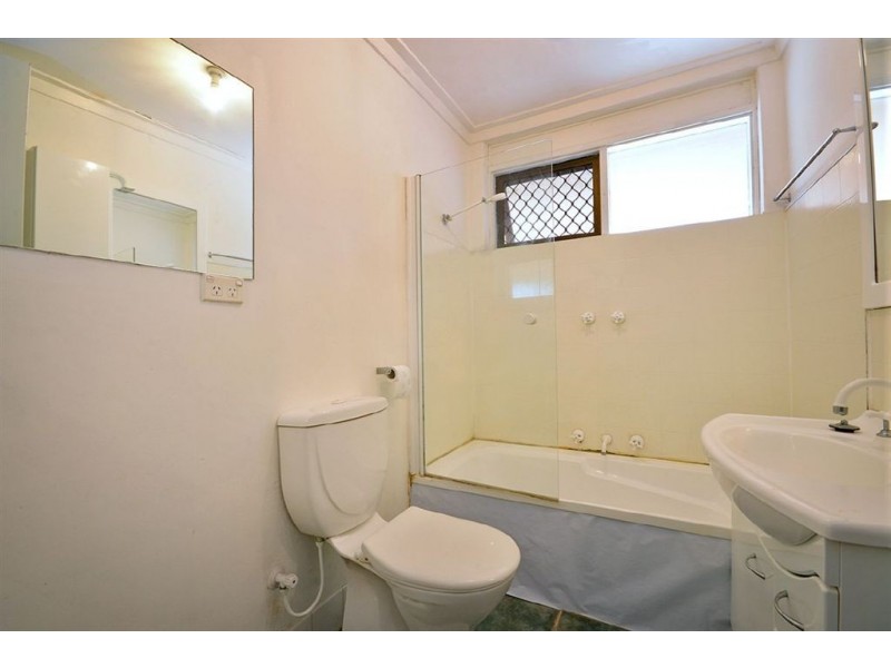 8B Clarkside Court, Wanneroo WA 6065