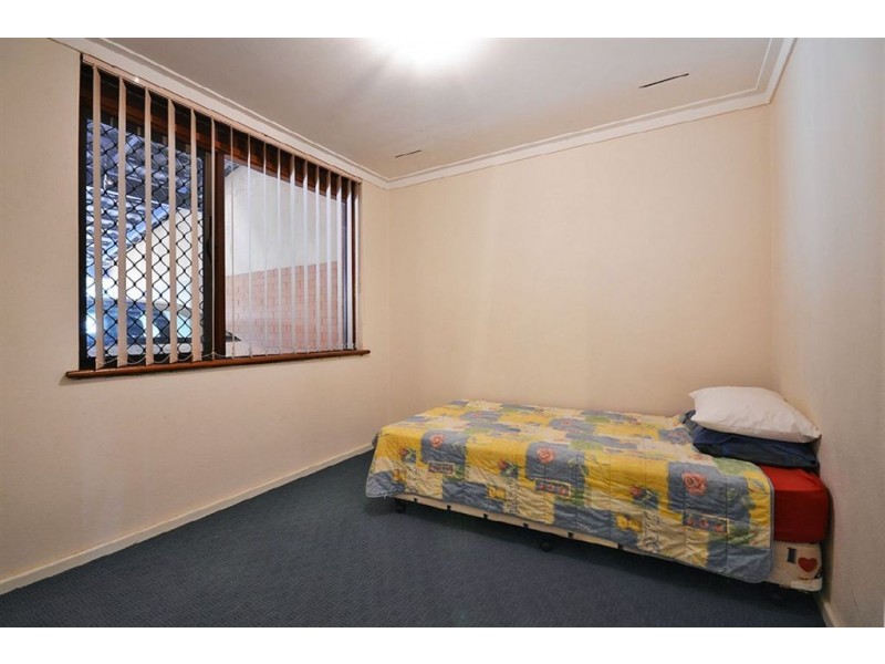 8B Clarkside Court, Wanneroo WA 6065