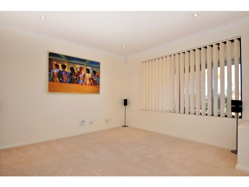93 Homebush Drive, Butler WA 6036