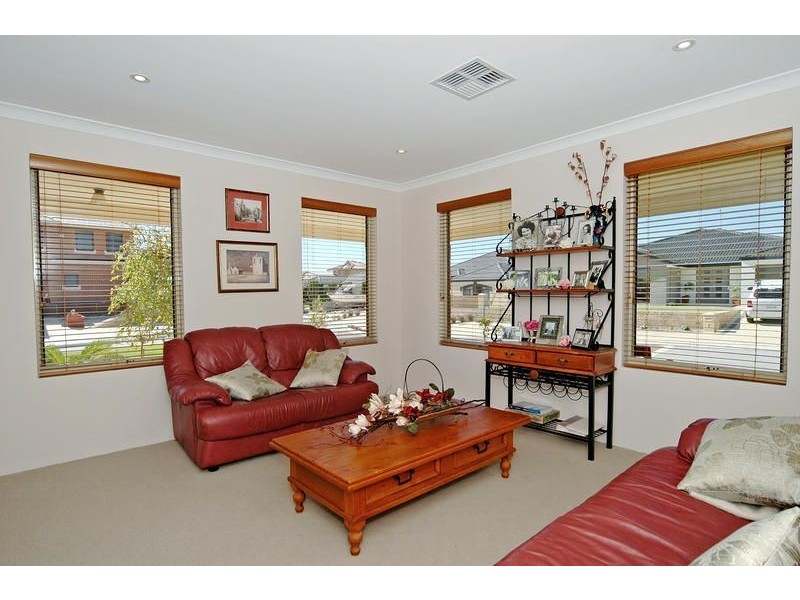 21 Accra Way, Quinns Rocks WA 6030