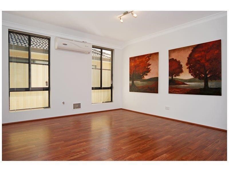 1 Oakpark Green, Clarkson WA 6030