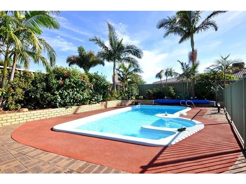 228 Timberlane Drive, Woodvale WA 6026