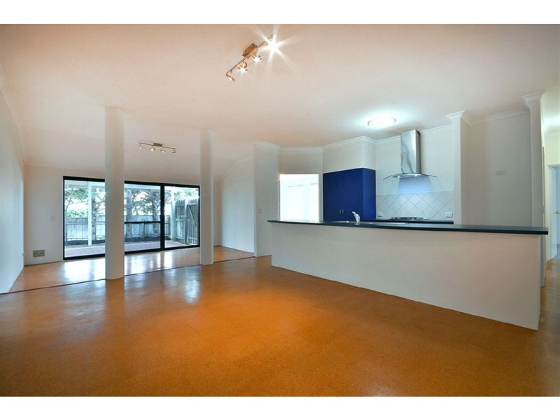 4 Samsun Way, Mindarie WA 6030