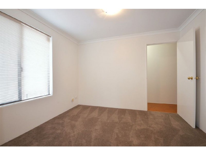 4 Samsun Way, Mindarie WA 6030