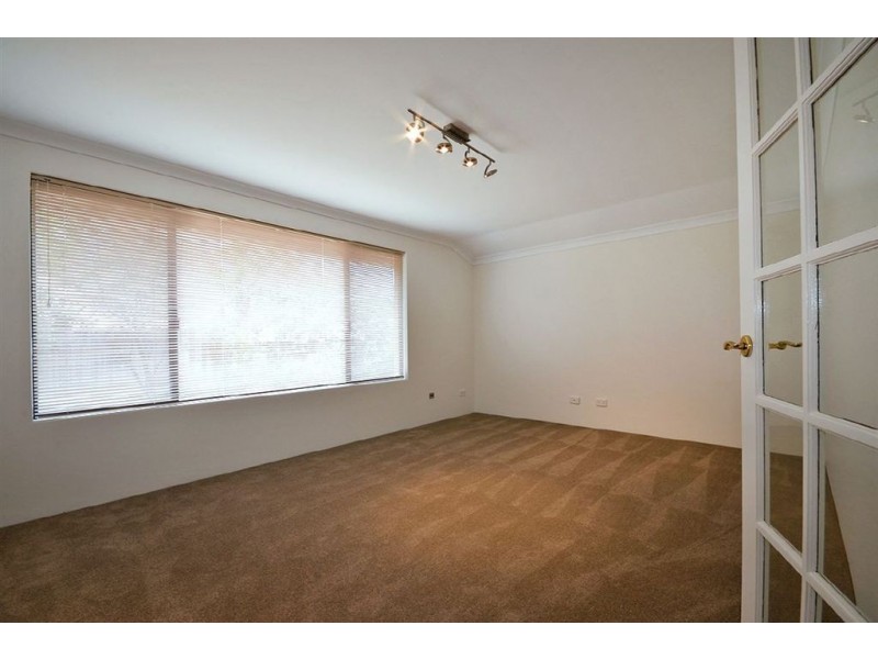 4 Samsun Way, Mindarie WA 6030