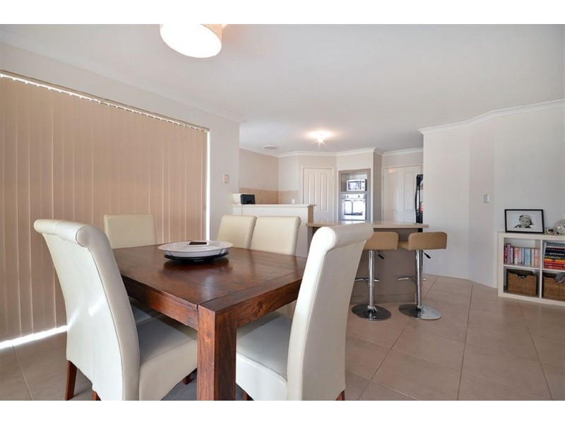 8 Hacienda Drive, Clarkson WA 6030