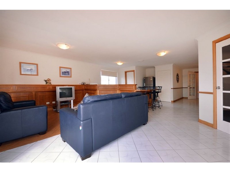 9 Burra Court, Clarkson WA 6030