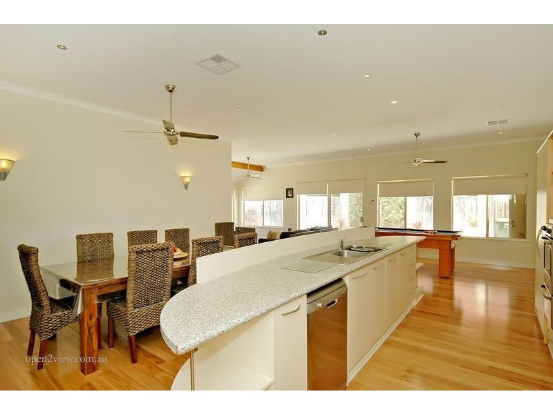 44 Weymouth Boulevard, Quinns Rocks WA 6030
