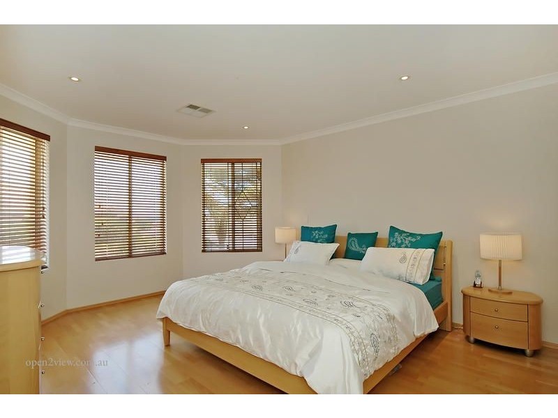 44 Weymouth Boulevard, Quinns Rocks WA 6030