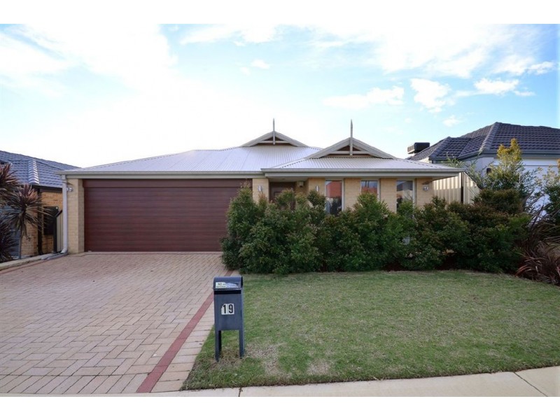 19 Lakewood Terrace, Clarkson WA 6030