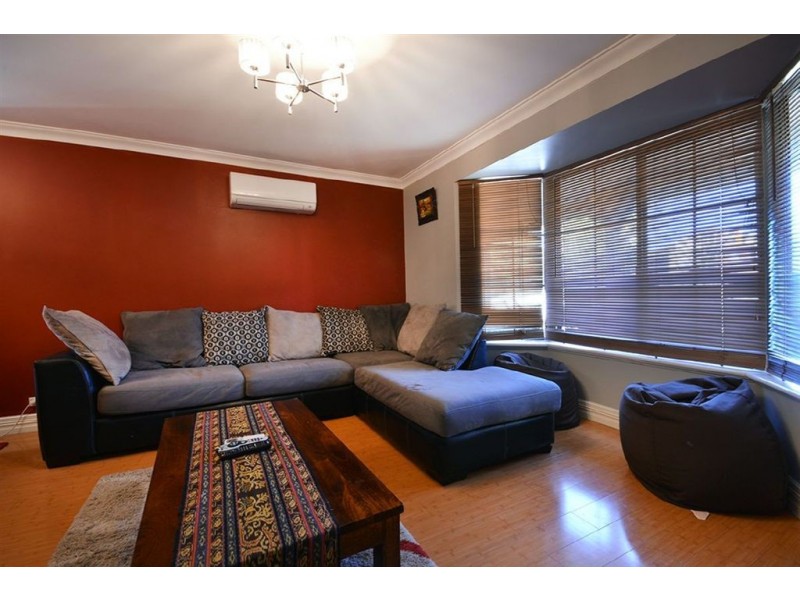 128 Caridean Street, Heathridge WA 6027