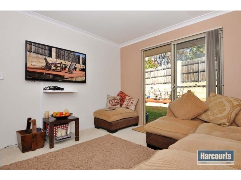 7 Lambasa Way, Mindarie WA 6030