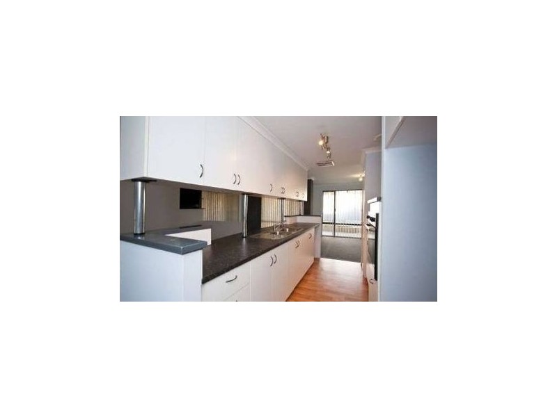 15 Duncombe Grove, Quinns Rocks WA 6030